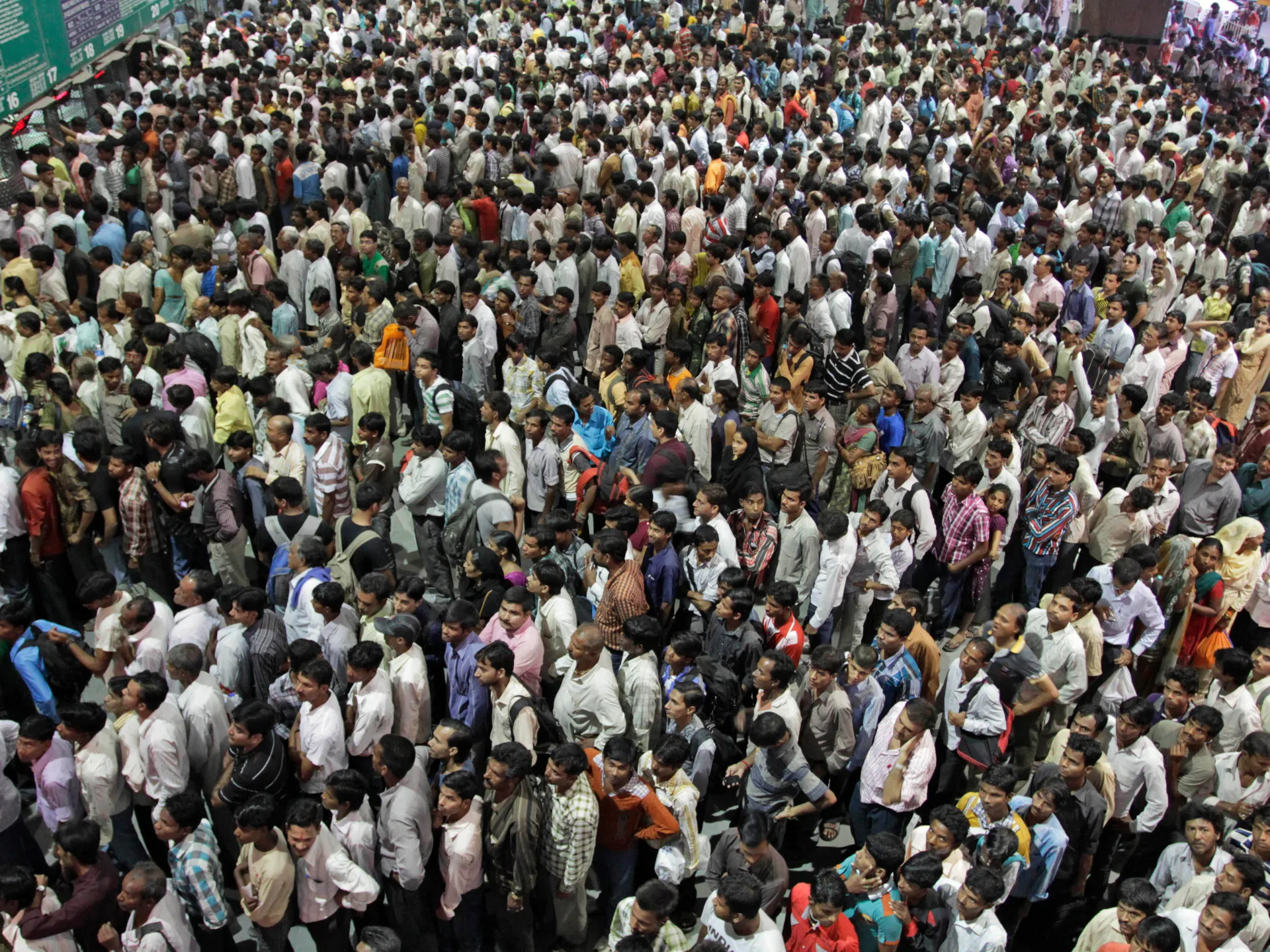 India begins world’s largest population census