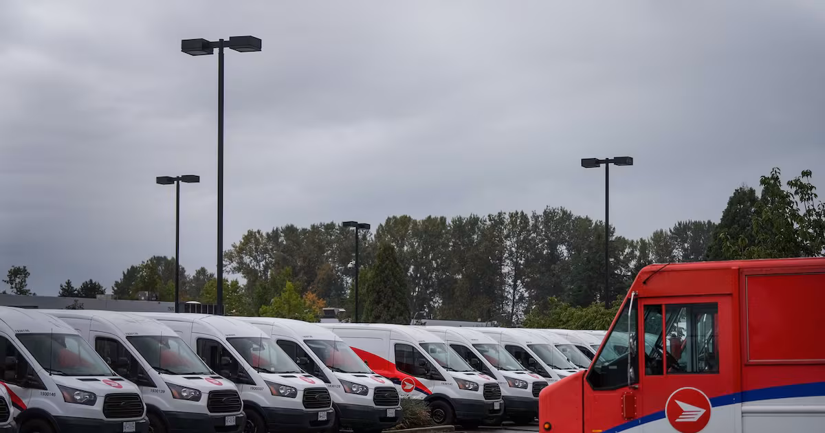 Canada Post workers set to find out if they have a new tentative deal