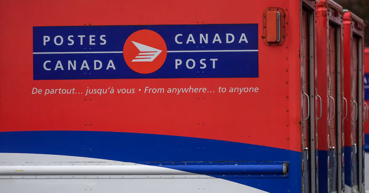 Canada Post workers vote to accept contract