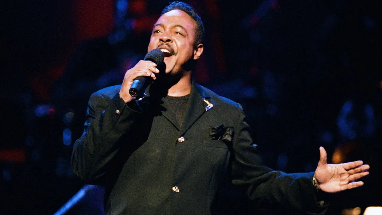Peabo Bryson, 'A Whole New World' and 'Beauty and the Beast' singer, dead at 75