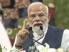 "Pessimists who mock Atmanirbhar Bharat kept India dependent": PM Modi slams Congress
