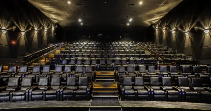 Coronavirus: Alberta movie theatres, entertainment attractions not ready for June 12 reopening
