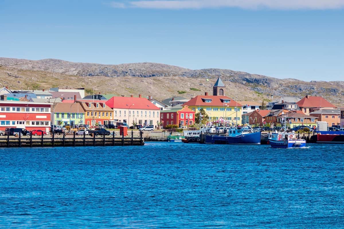 Canada tightens entry requirements for sea arrival from Saint-Pierre-et