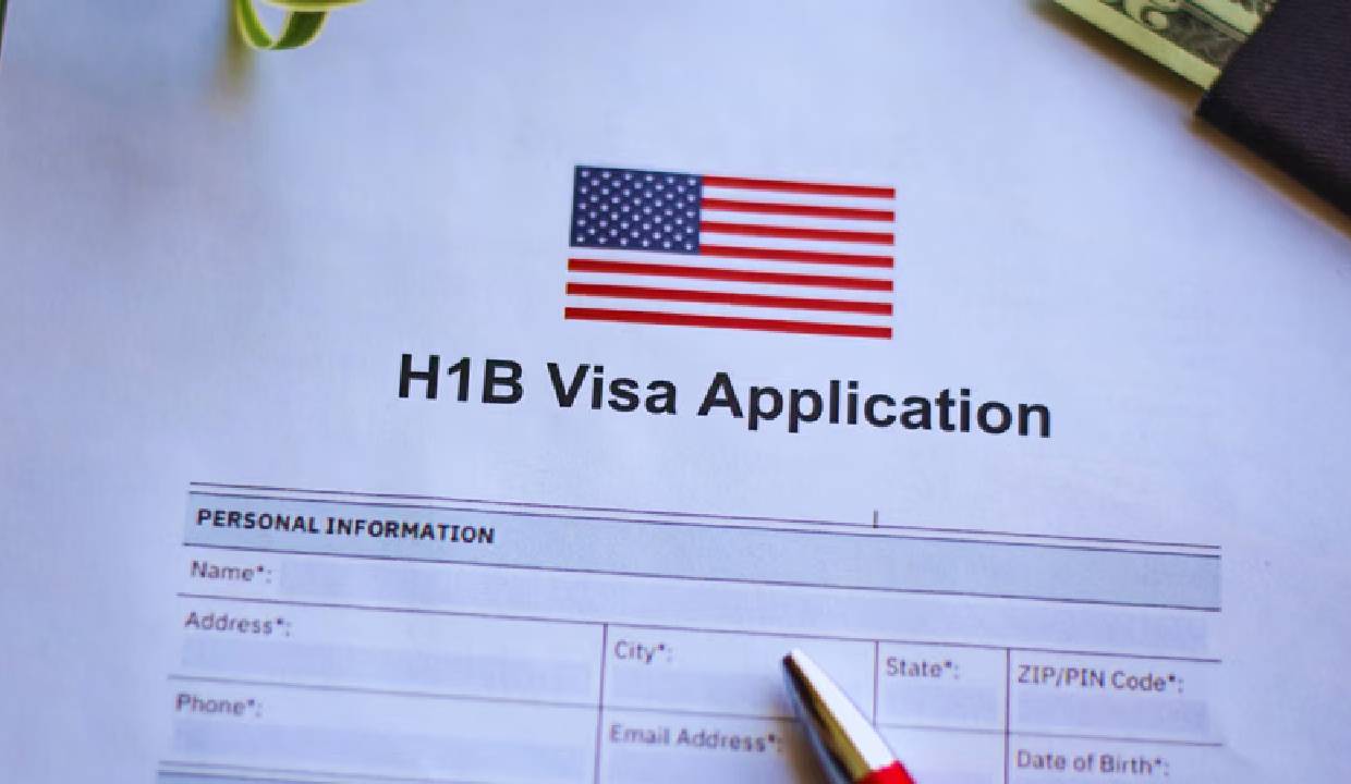 Indian Diaspora Groups Hail US Court Decision Against $100,000 H