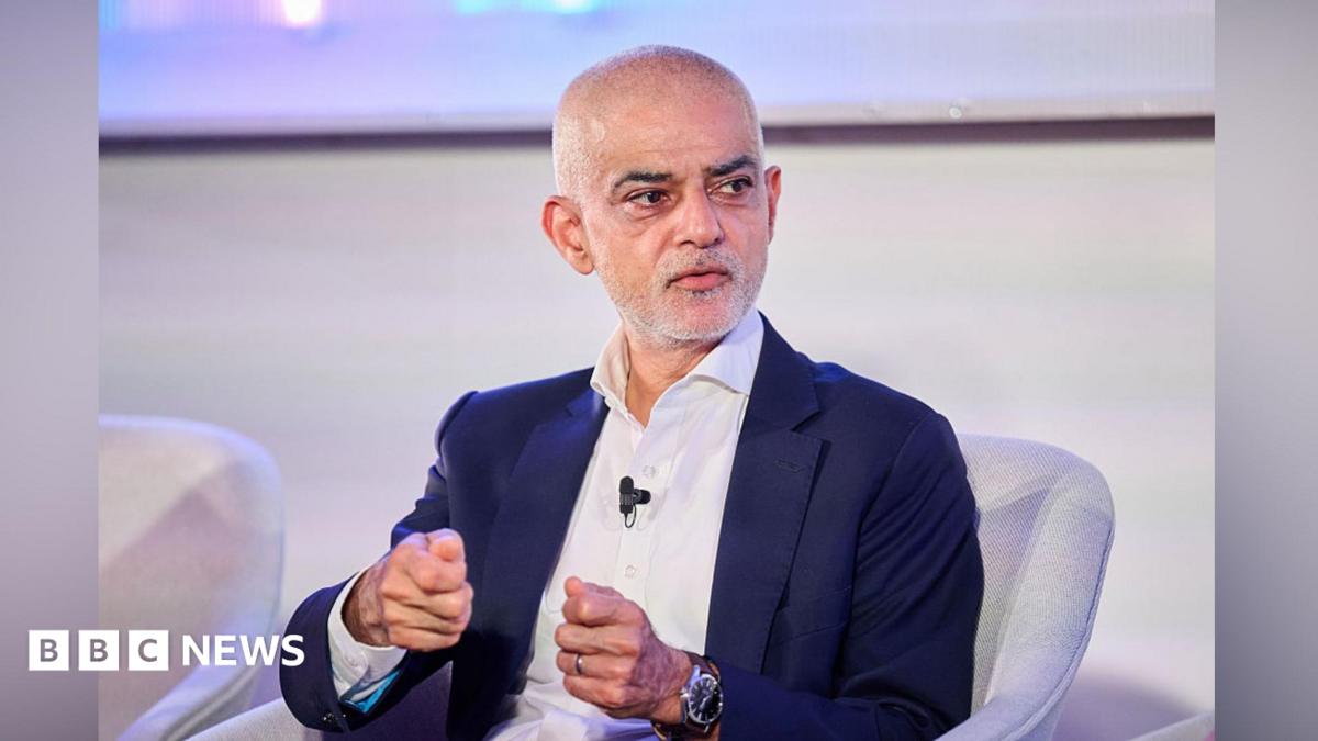 Police face cuts after mayor blocks AI tech deal