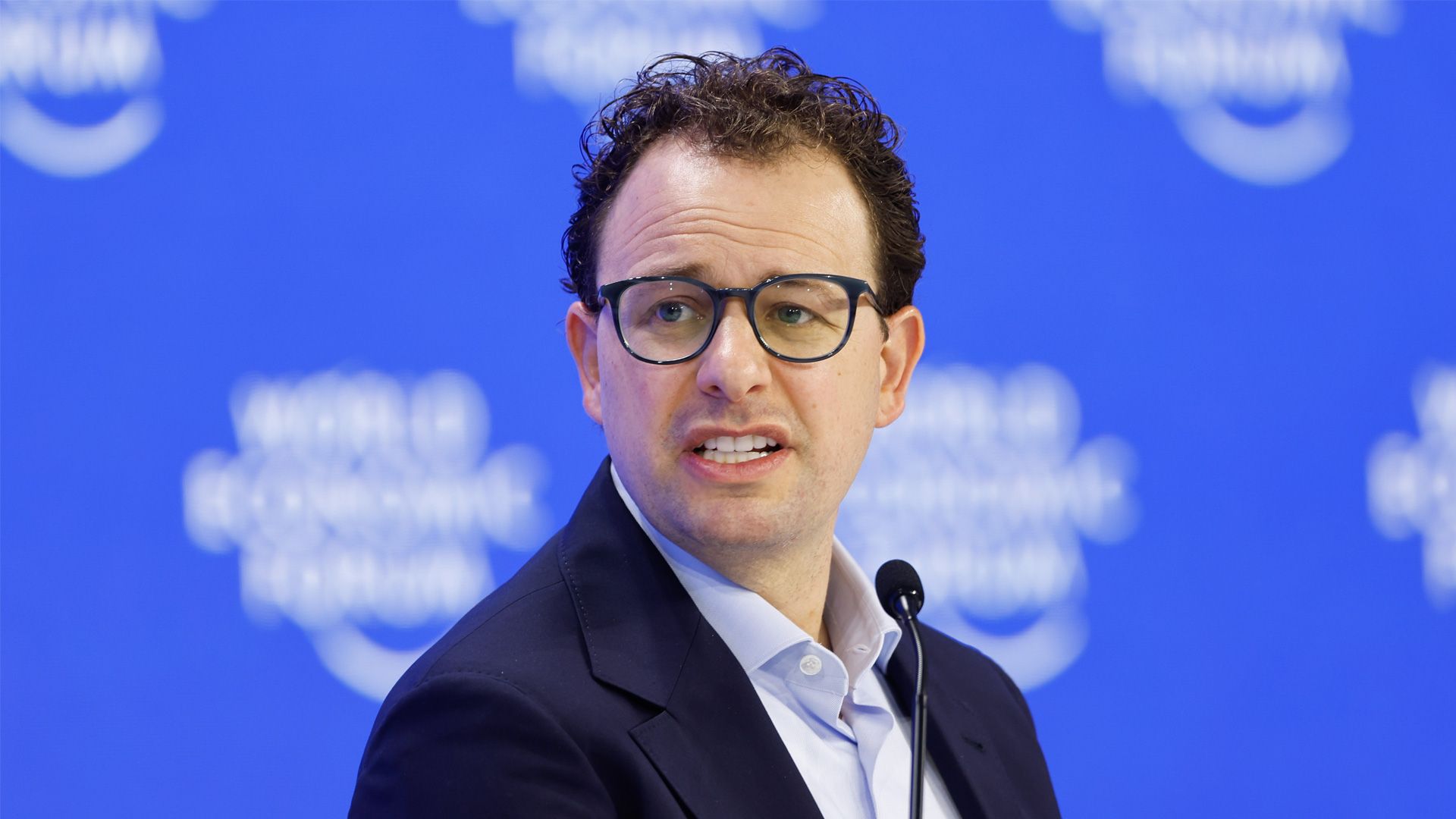 U.S. gov't orders Anthropic to disable its newest AI models worldwide due to security threats