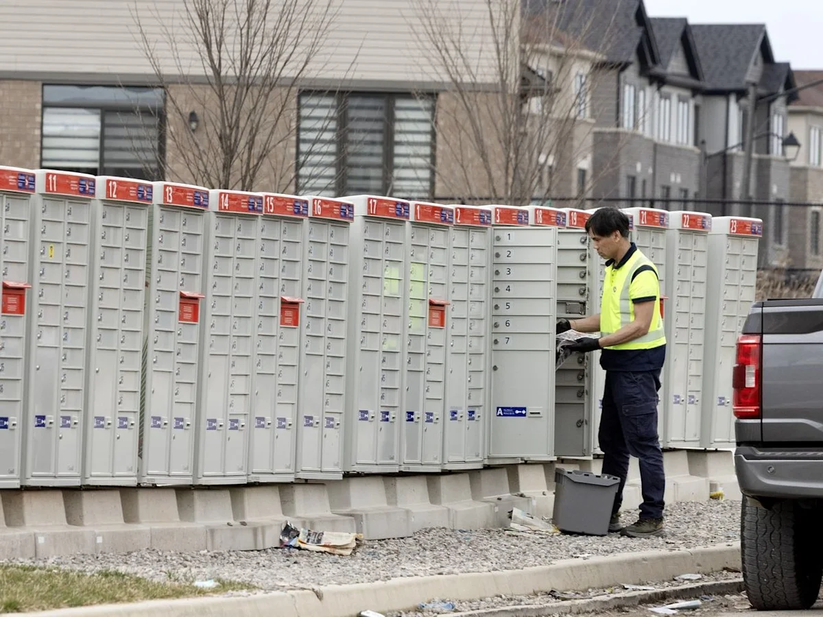 Maps shows where Canada Post is converting almost 500,000 more addresses to community mailboxes
