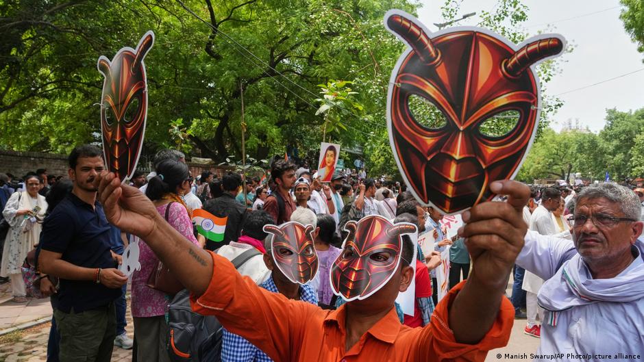 India news: Mock 'cockroach' party organizes more protests
