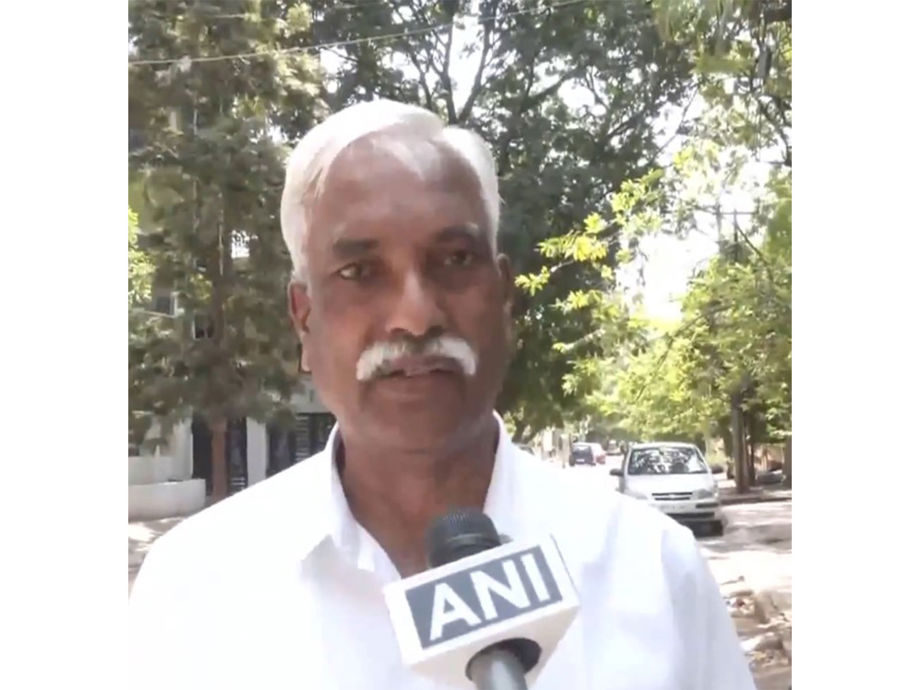 Political Turmoil: Defections and Allegations Shake Indian Political Landscape