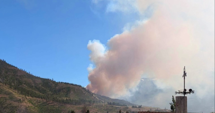 Lytton, B.C., under evacuation alert, boil water advisory as wildfire burns nearby