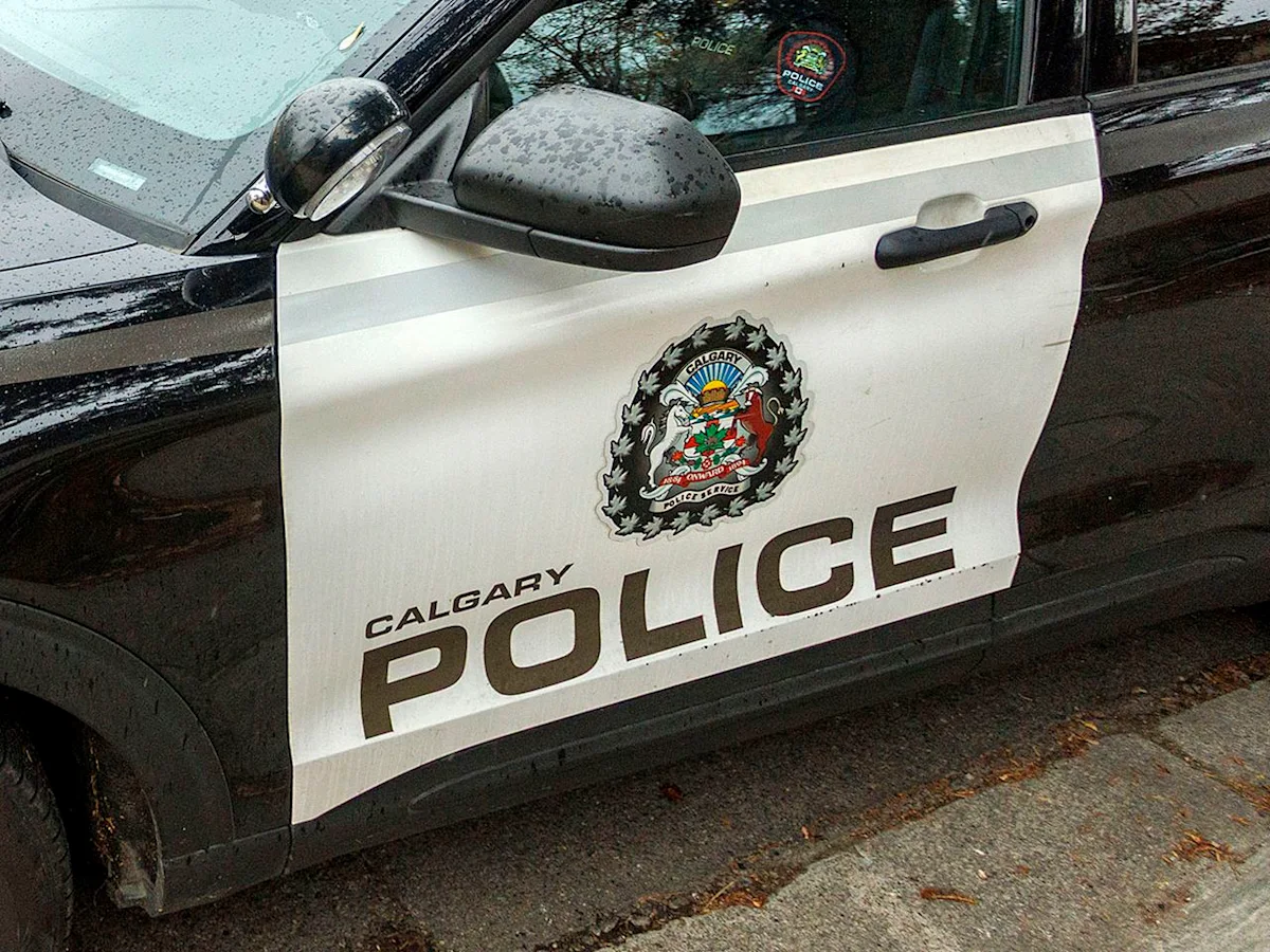 Cyclist dies in collision in northeast Calgary
