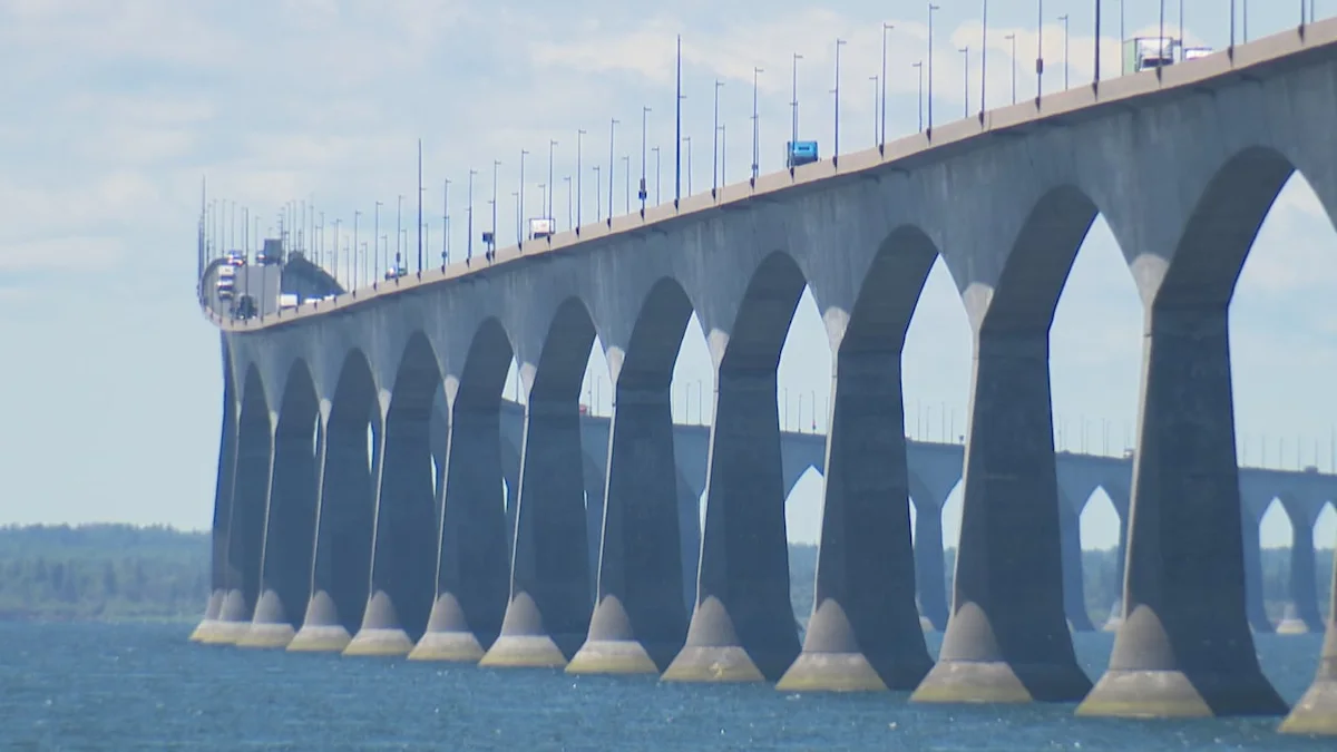 Confederation Bridge paving now finished