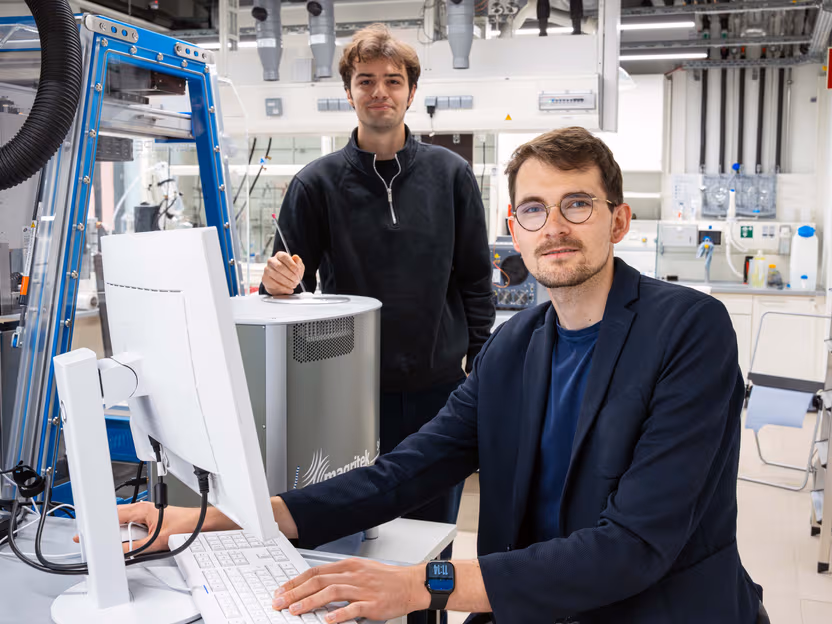 Artificial intelligence evaluates chemical spectra in minutes