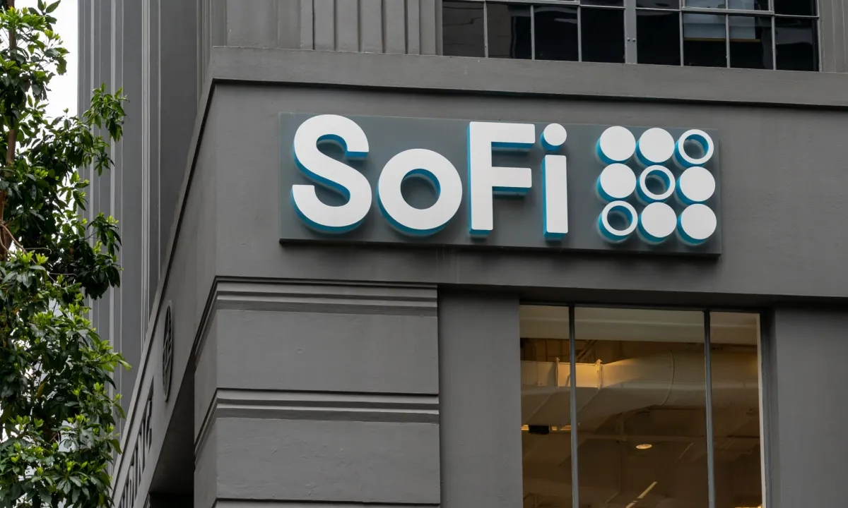 SoFi Ventures Into AI Investing With Composer Acquisition