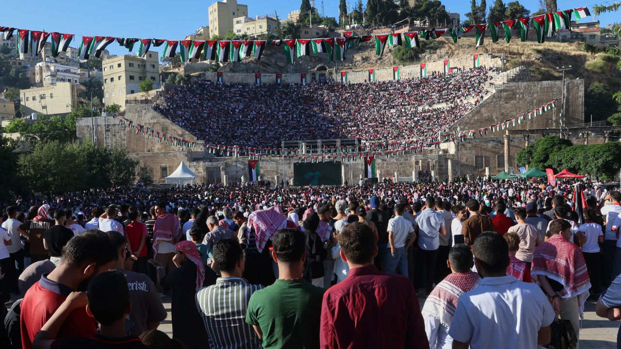 One dead after stampede at World Cup match viewing in Jordan