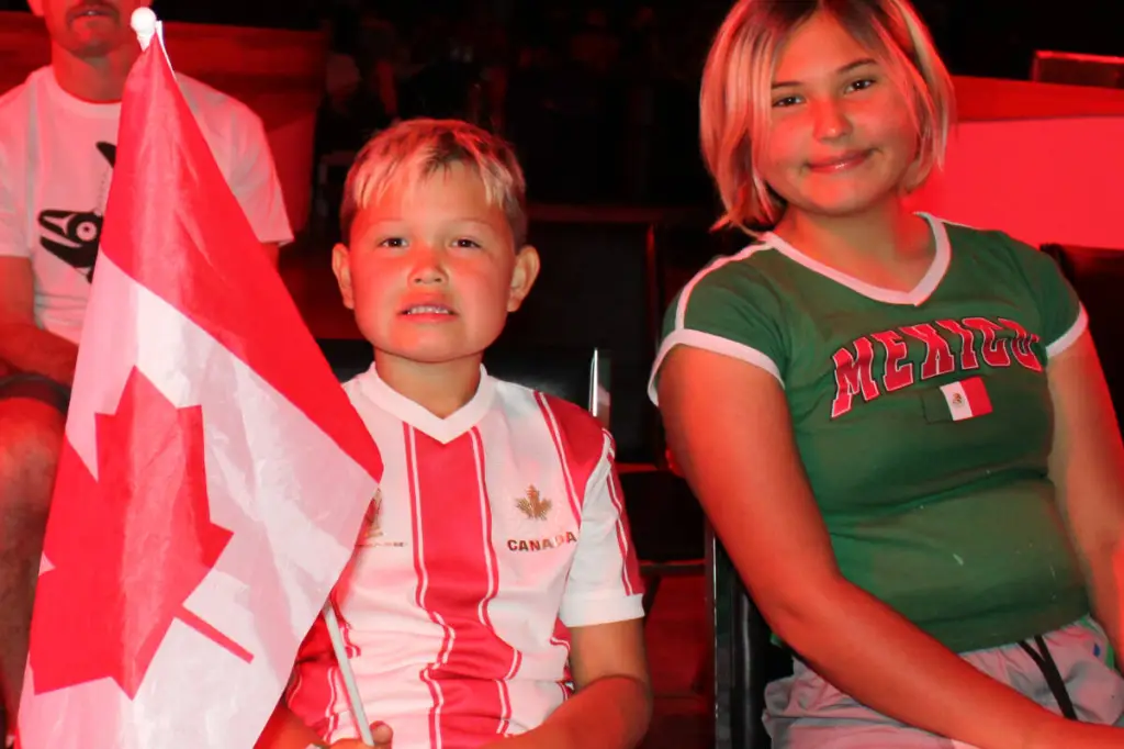 Go Canada, go! Port Alberni fans cheer on Team Canada
