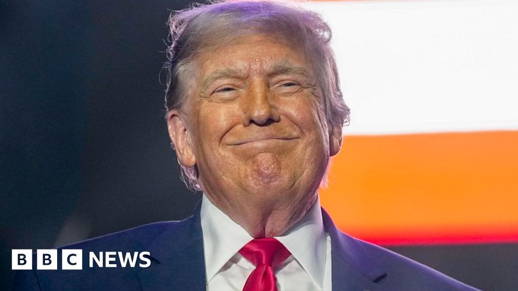 Weekly quiz: Who did Donald Trump anger after saying they begged for a photo with him?