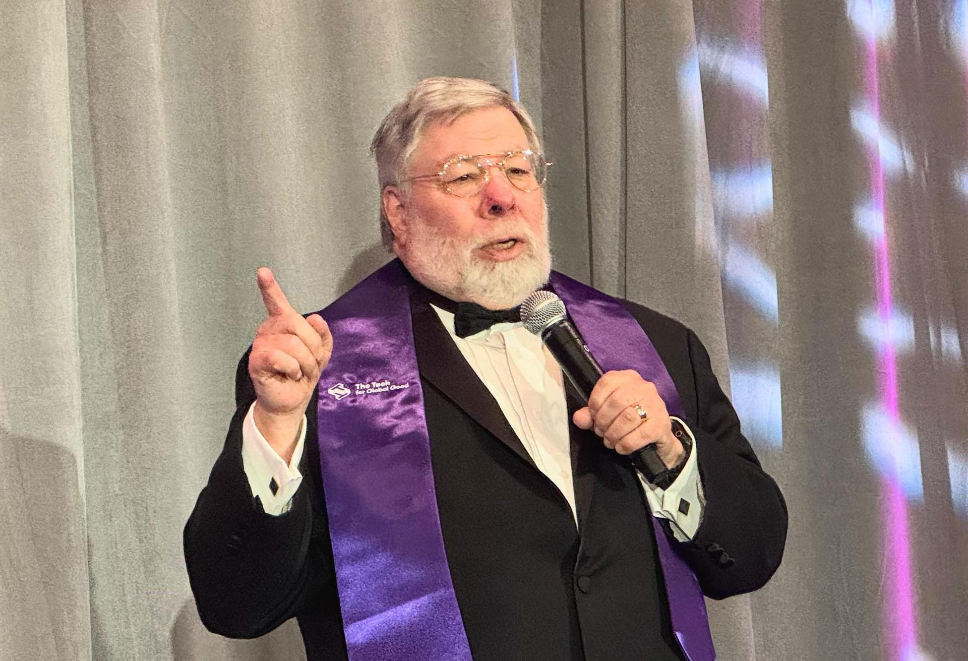 Graduates cheered Steve Wozniak's affirmation of humans over AI. Leaders, pay attention