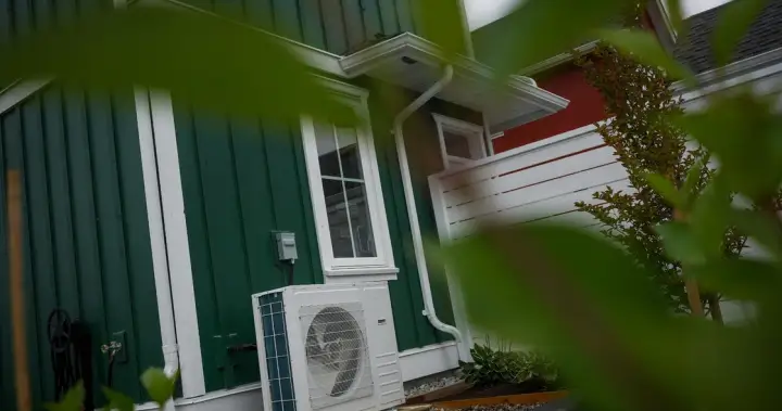 Ottawa expands green home retrofit program for low