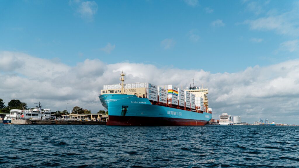 US lawmakers refloat bill to pour billions into cleaner shipping fuels and technologies