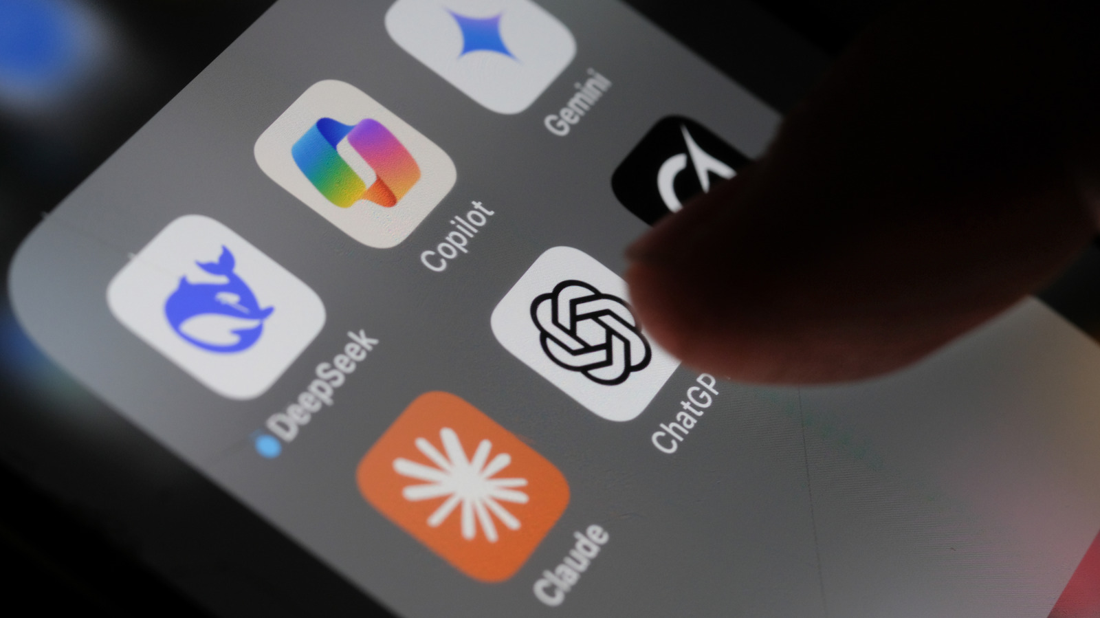 Ditch Siri For These 5 iOS Compatible Alternatives