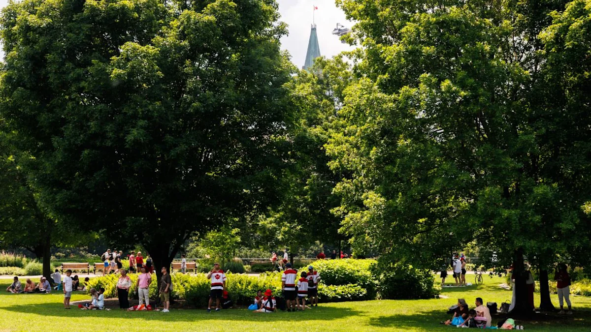 Extreme heat in Central, Eastern Canada prompts alerts, event cancellations