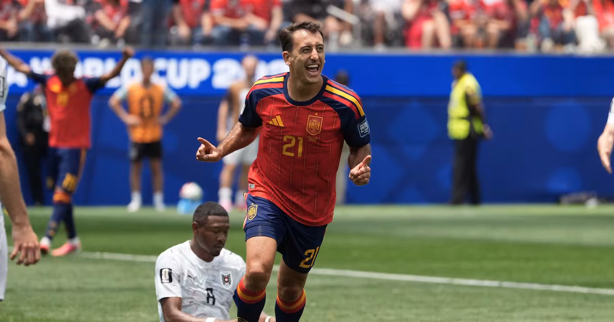 Mikel Oyarzabal's 2 goals send dominant Spain past Austria 3