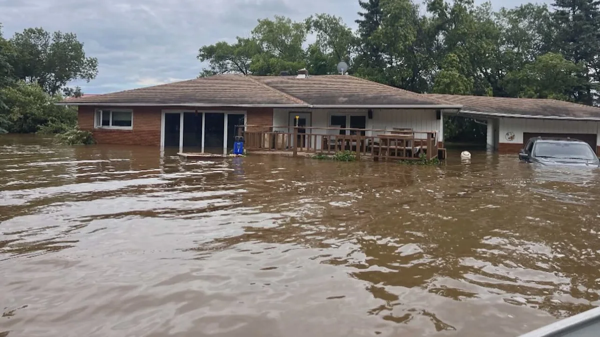 'Heartbreaking to see': Grandview, Roblin among flooded Parkland areas