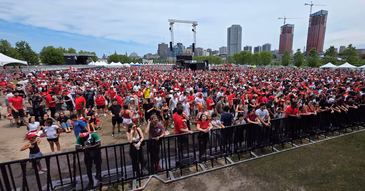 Thousands descend on LeBreton Flats in Ottawa for Canada