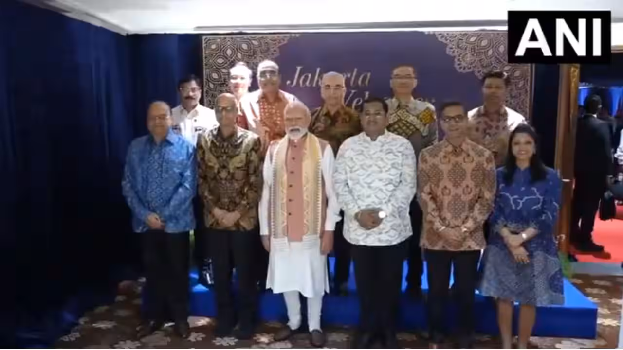 'India and Indonesia's friendship...': PM Modi addresses Indian diaspora in Jakarta, thanks President...