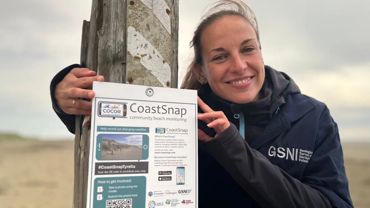 How beachgoers are turning snaps into science