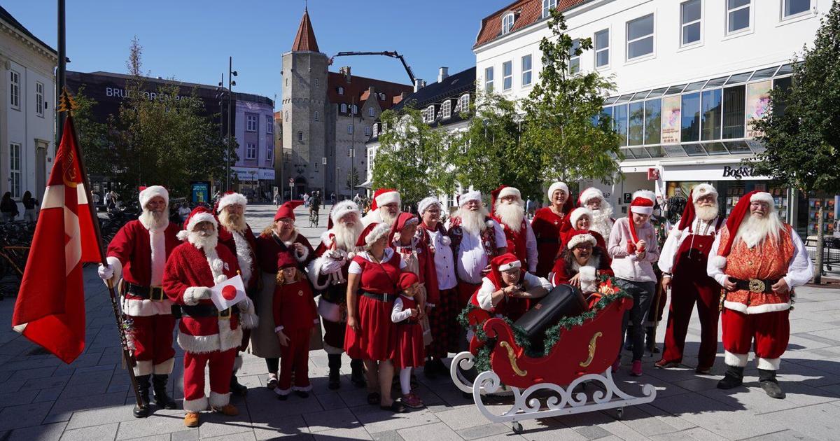Ho, ho, hot: Santas gather for a summer celebration