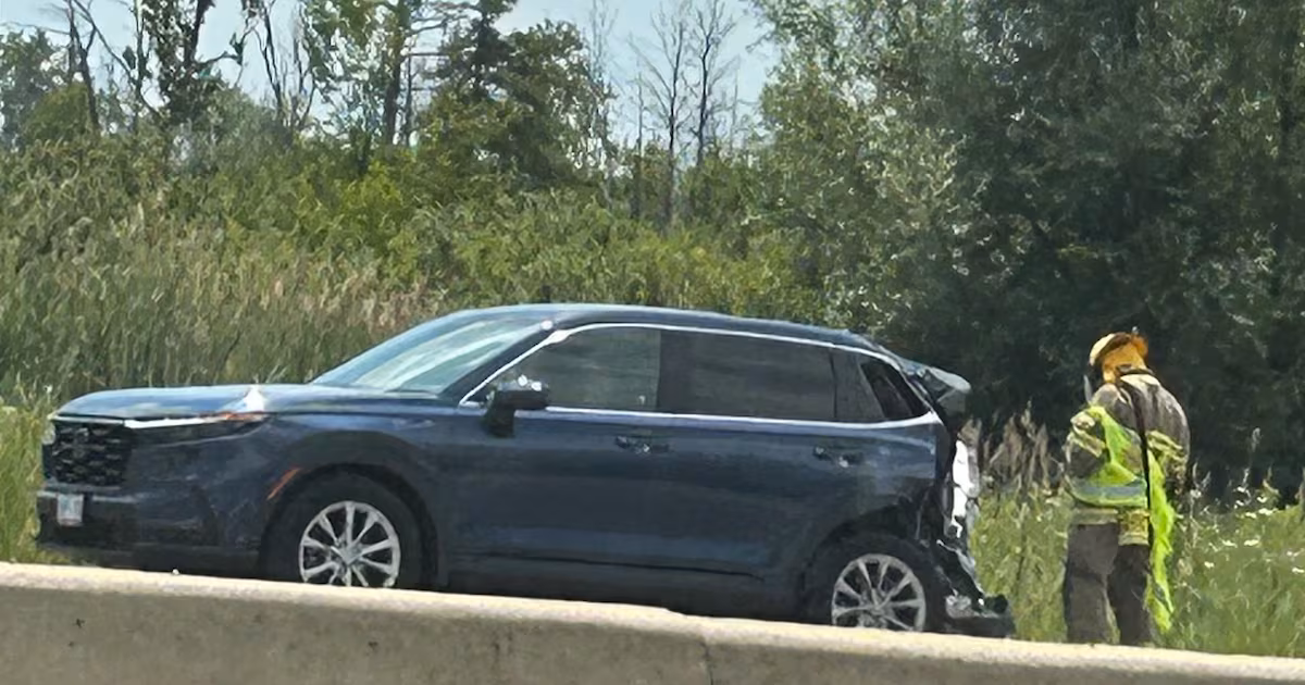 Highway 401 eastbound lanes closed following multi