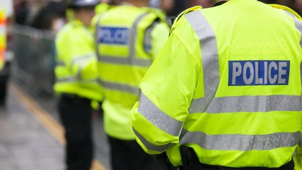 Major incident leaves police unable to take calls
