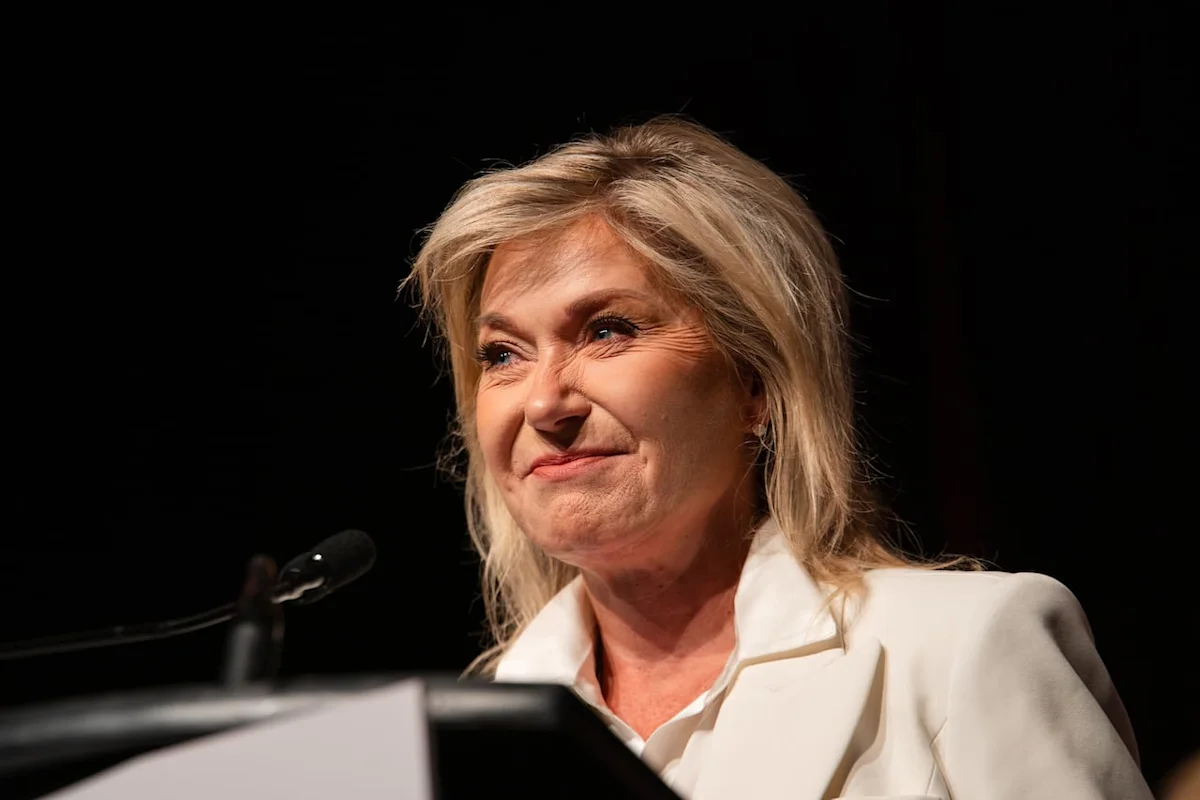 Bonnie Crombie officially enters the Mississauga mayoral race