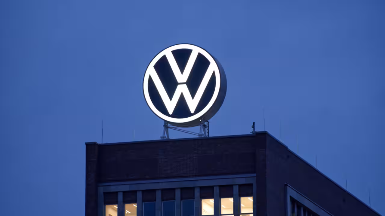 Europe's biggest car maker Volkswagen tells employees in internal memo it may cut up to 100,000 jobs; CEO