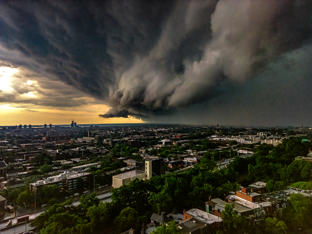 Montreal area under severe thunderstorm watch with risk of tornado