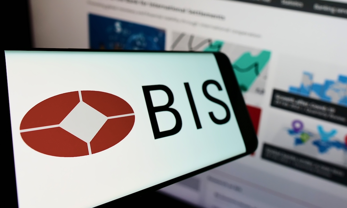 BIS Warns That AI Debt Could Turn Boom to Bust