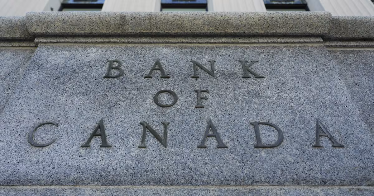 Bank of Canada holds key rate steady at 2.25%, predicts economic rebound