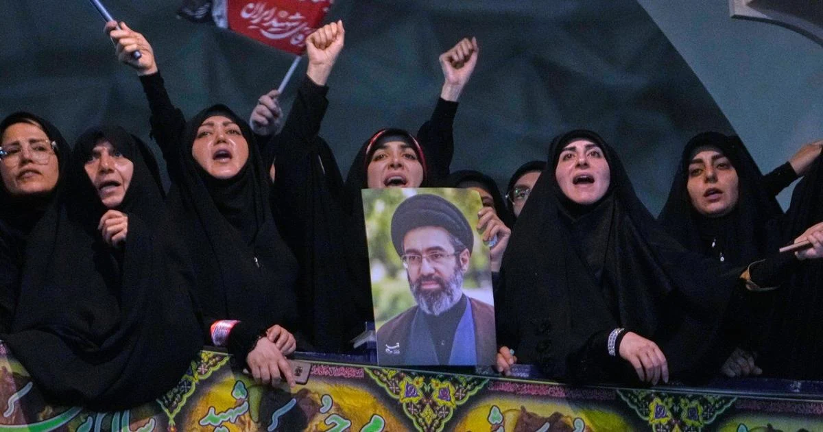 US reimposes blockade and steps up strikes as Iran threatens to halt Mideast energy exports