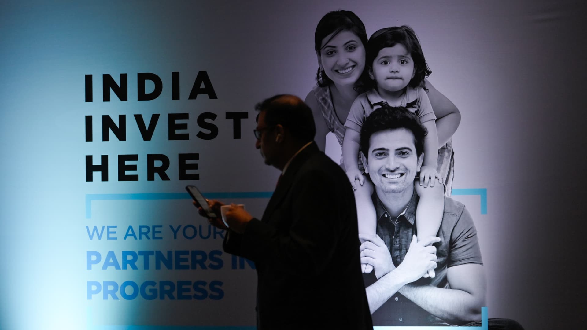 Foreign investors sweeten on Indian government bonds as equities see a sell