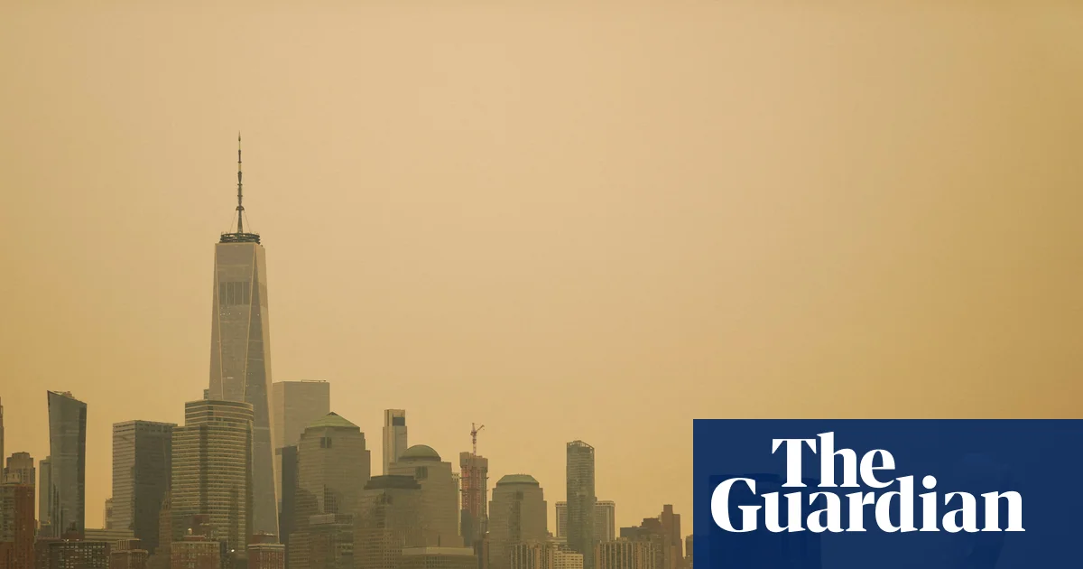 Air quality plummets in 20 US states as smoke from Canadian wildfires spreads
