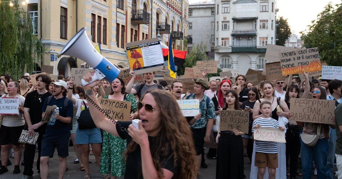 Ukraine fights under an interim defense chief after Zelenskyy's contested government shake
