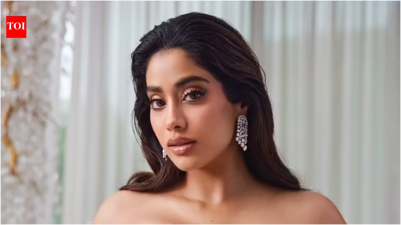 After ‘Peddi’ controversy, Janhvi Kapoor signs new untitled film with ‘Pagglait’ director Umesh Bist