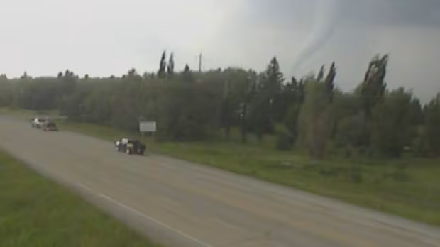 Red tornado warning lifted for central Alberta