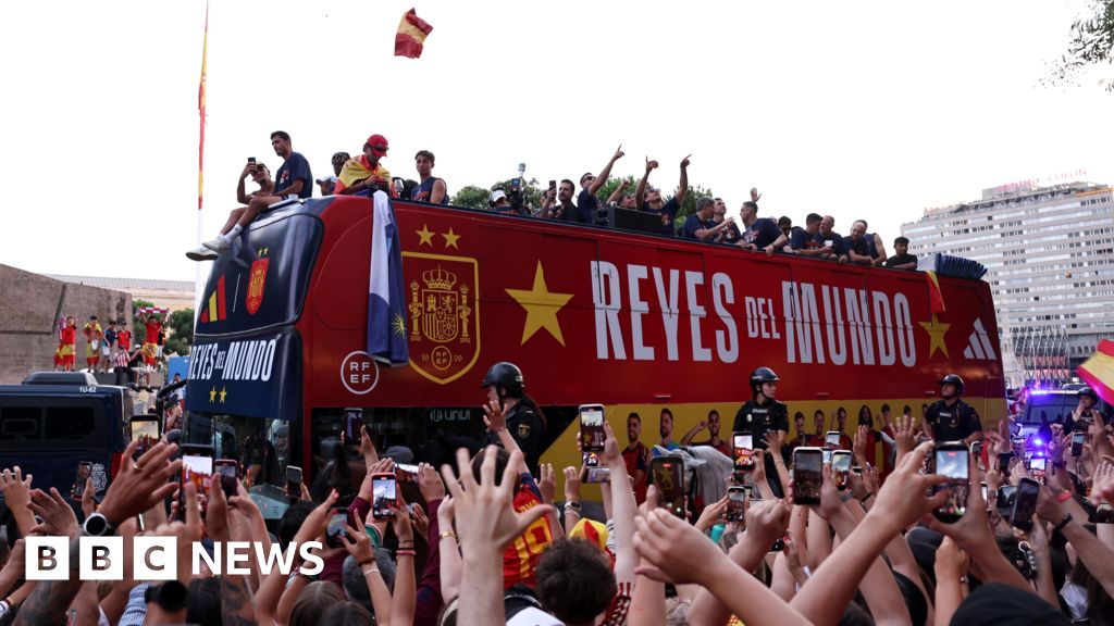 Watch: Spain World Cup champions receive royal welcome in Madrid