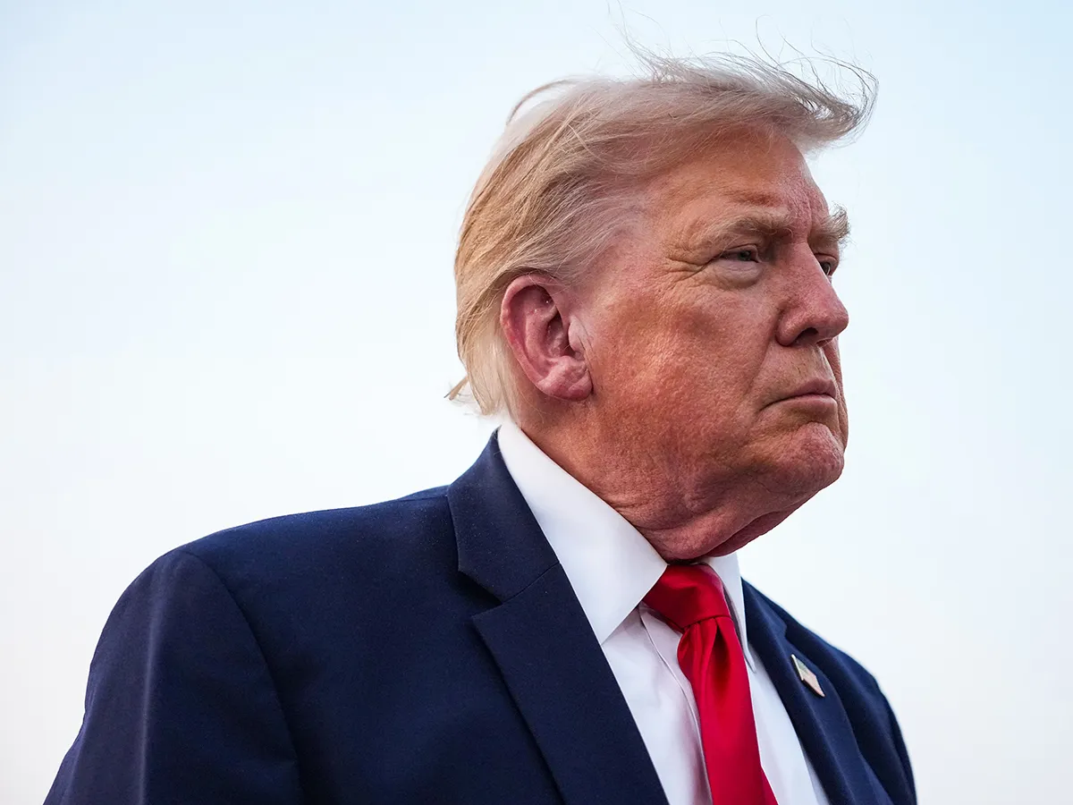 Trump announces new 50% tariff on Canadian goods citing alcohol, dairy disputes