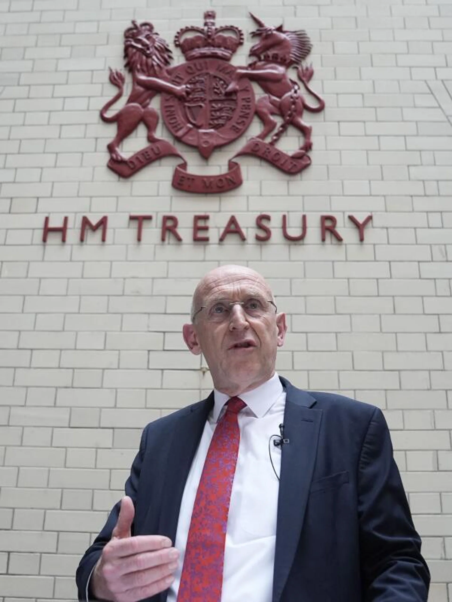 New UK finance minister calms market but investors see more tax and debt ahead