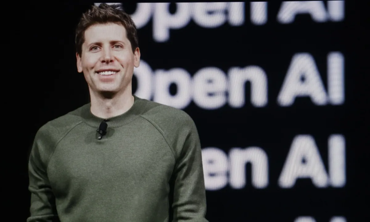 Sam Altman to Brief White House on OpenAI Models’ Impact on Work