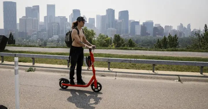 The number of wildfires in Alberta has dropped but air quality remains poor